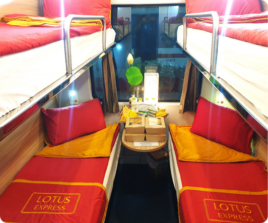 Lotus Train