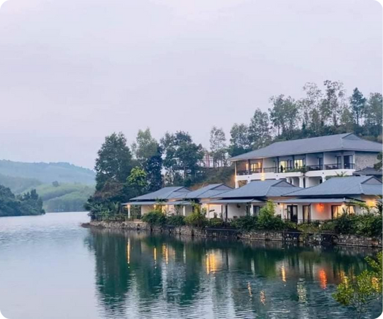 Phong Nha Lake House Resort